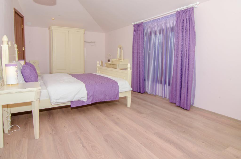 Guest House Villa Elma Nevsha Quarto foto