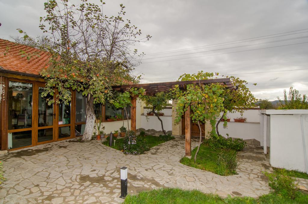 Guest House Villa Elma Nevsha Exterior foto