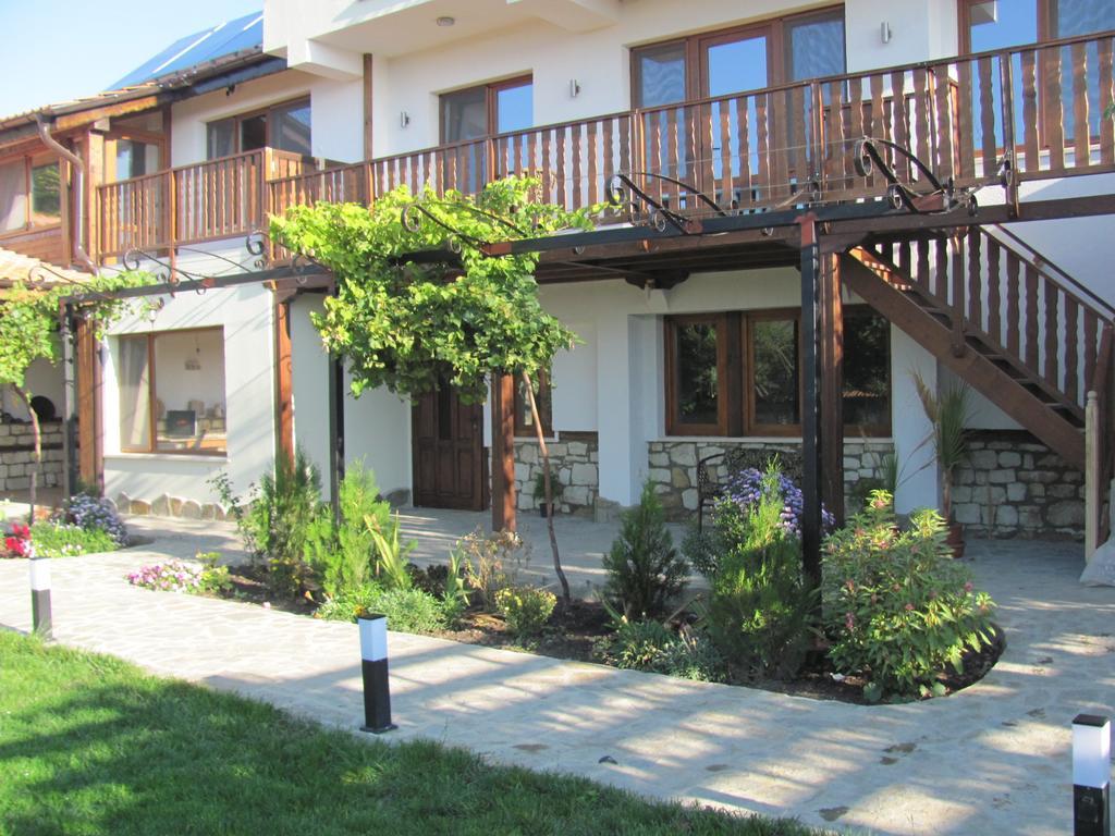Guest House Villa Elma Nevsha Exterior foto
